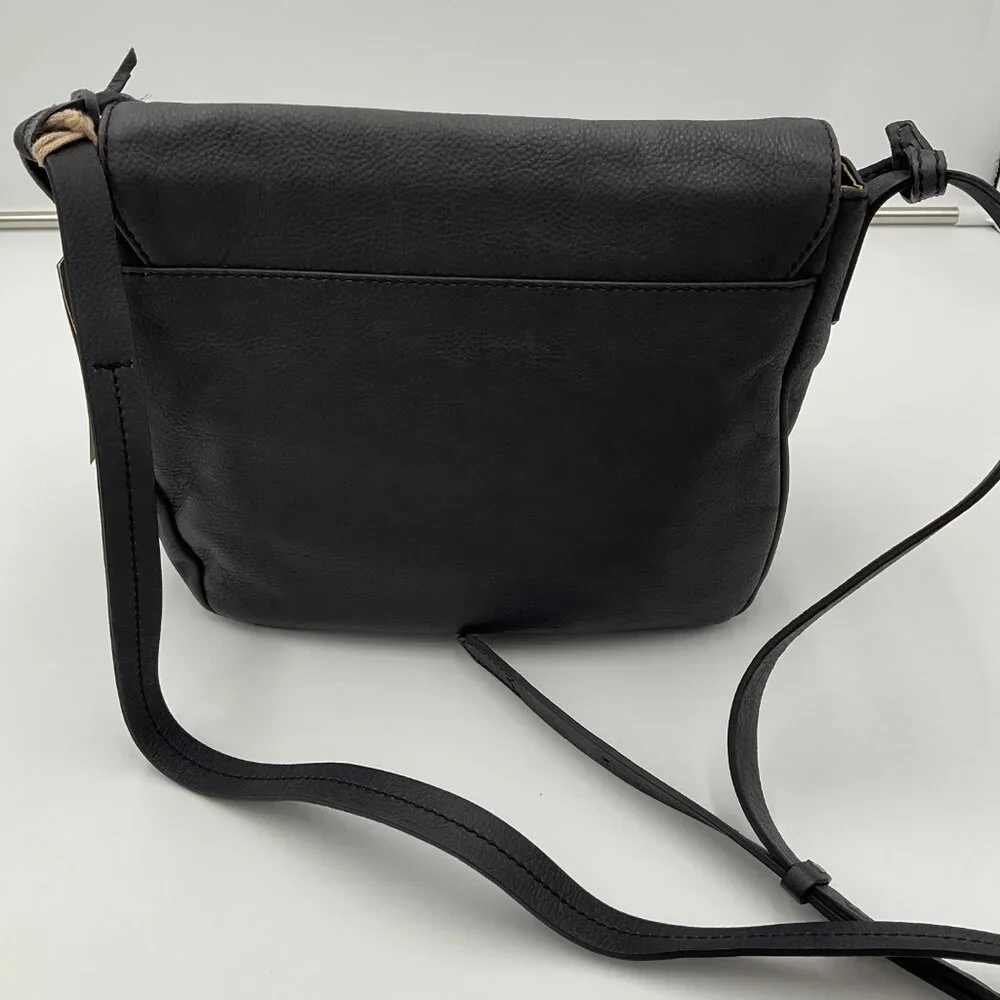 New Timberland Leather Messenger Saddle Bag Black Crossbody Adjustable Strap NWT